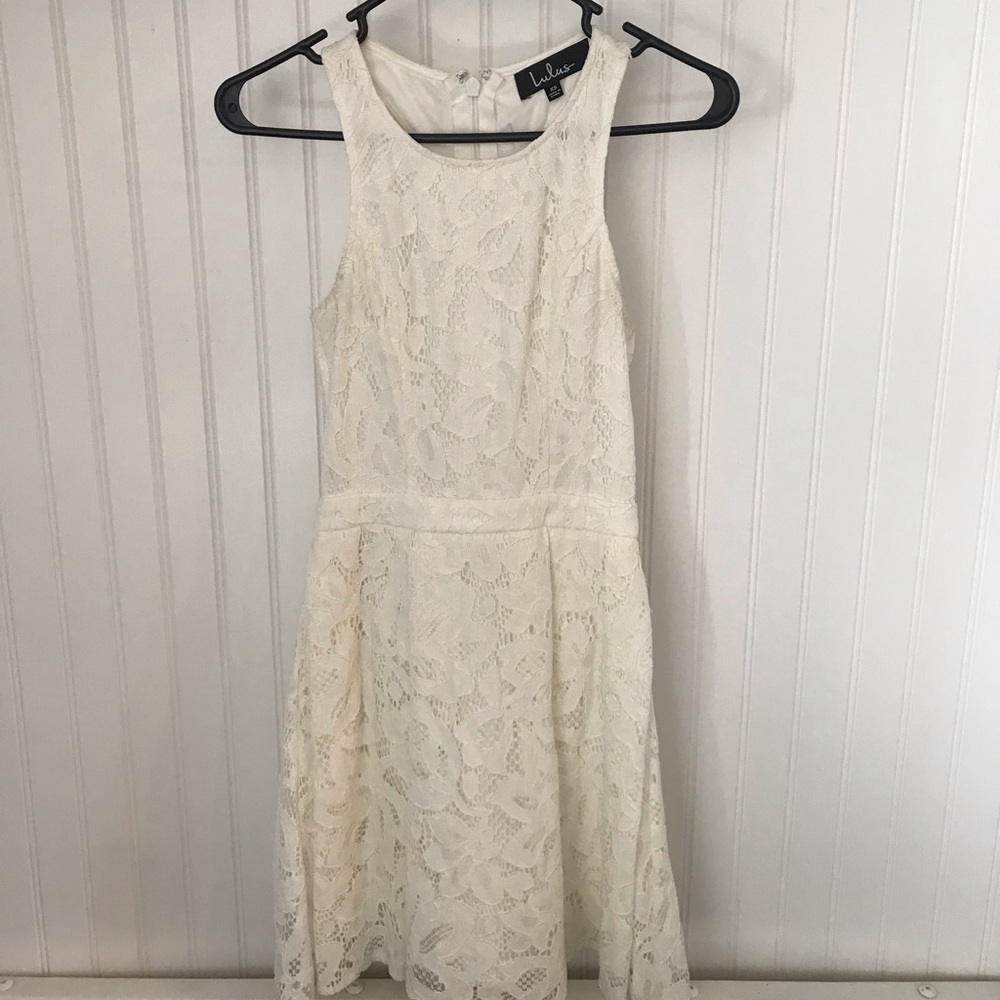 White lulu XS dress.